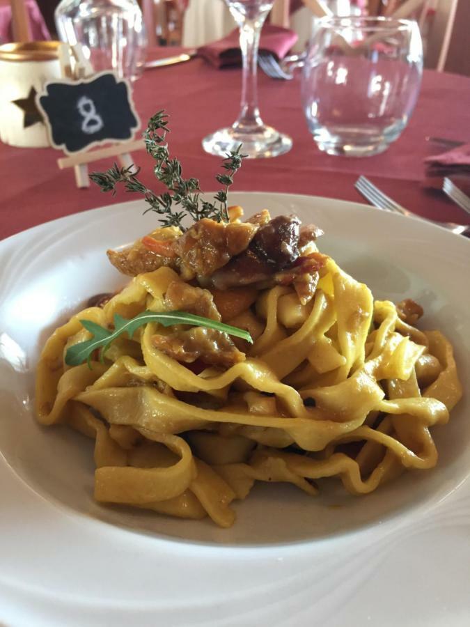 Albergo "Da Gigi" チェラーノ エクステリア 写真